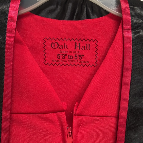Oak Hall Red Graduation Gown with Red Black Satin Shaw Size 5’3 to 5’5 - Picture 3 of 6